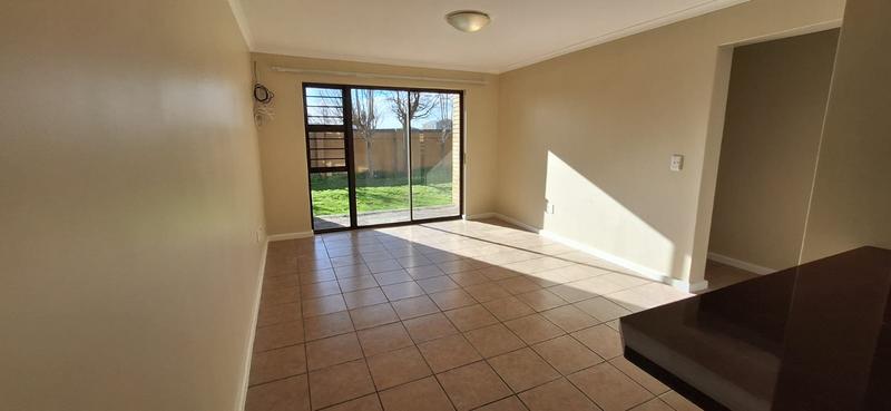 To Let 2 Bedroom Property for Rent in Fairview Golf Estate Western Cape
